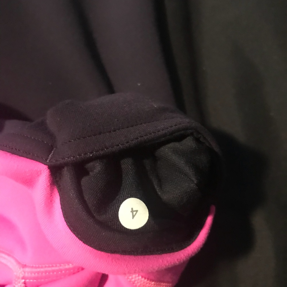 MOVING SALE Lululemon Wonder Under Size 4